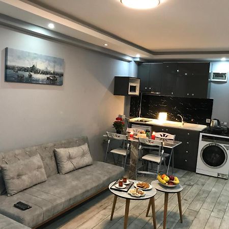 Royalstar Taksim Family Suites Estambul Exterior foto